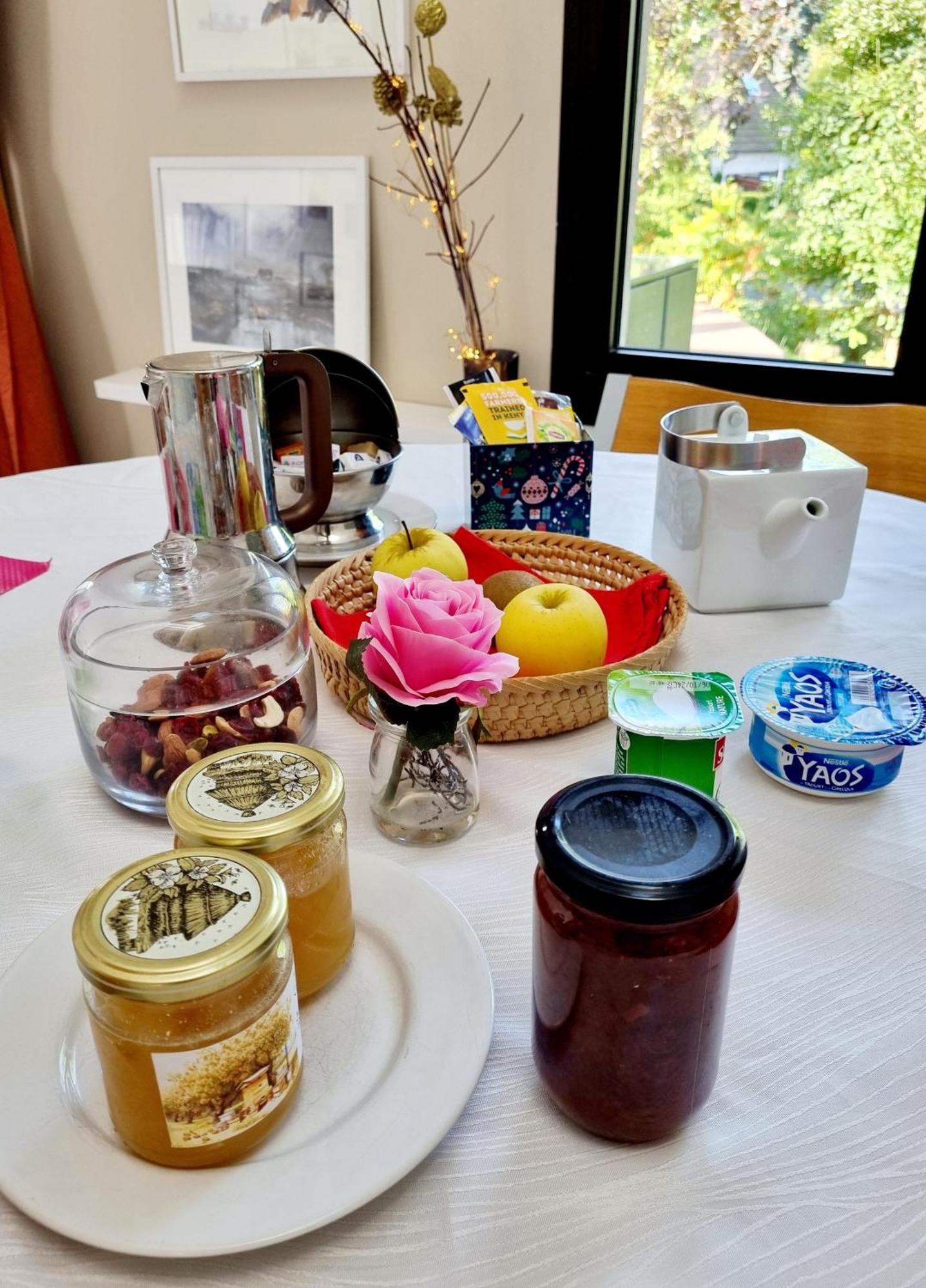 Saint-Rémy-lès-Chevreuse Belle Maison D'Art Verdoyante & Jardin מראה חיצוני תמונה